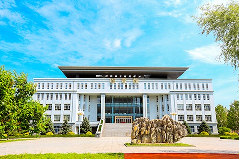 【新华社】哈尔滨华德学院入围“校友会2023年中国民办大学20强”