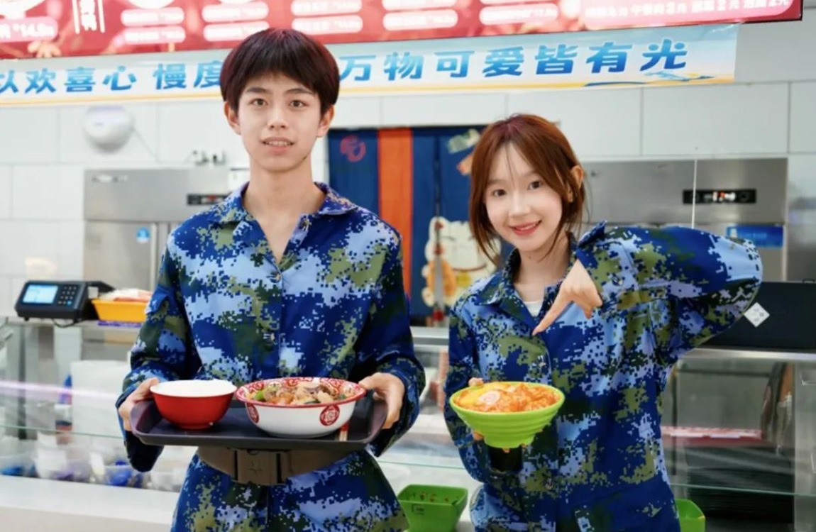 【我们的大学】大一新生必看！最地道的东北高校美食指南，学长学姐带你吃遍开学季