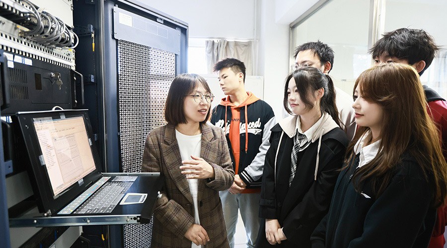 通信工程实验室