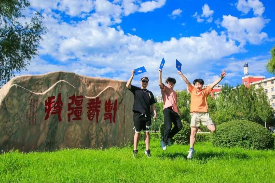 专升本学长学姐说-提升学历优势 增强个人竞争力