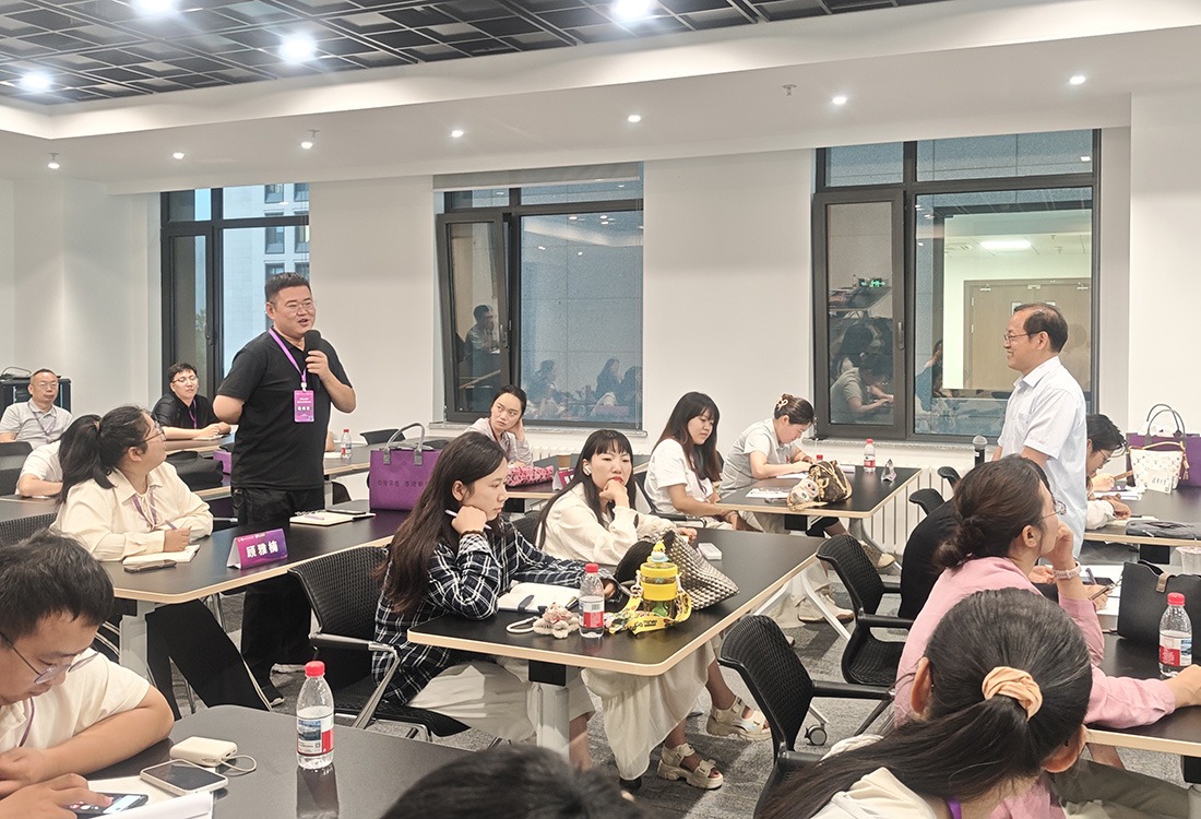 探寻幸福教育的密码：哈尔滨华德学院教师赴清华大学研修记