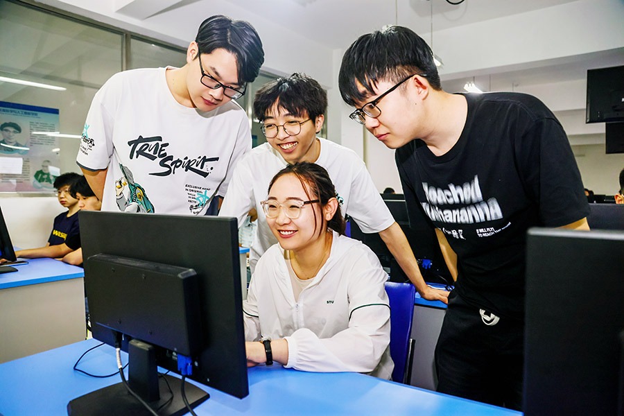 计算机科学与技术实训室