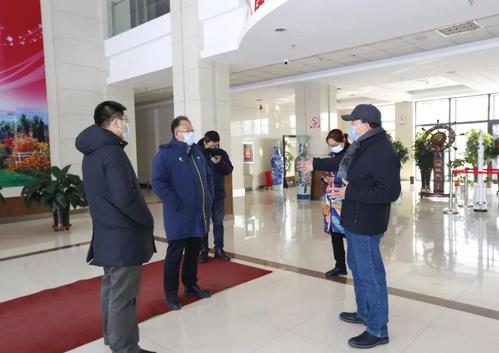 黑龙江省委教育工委组织部部长张大铸到校指导疫情防控工作