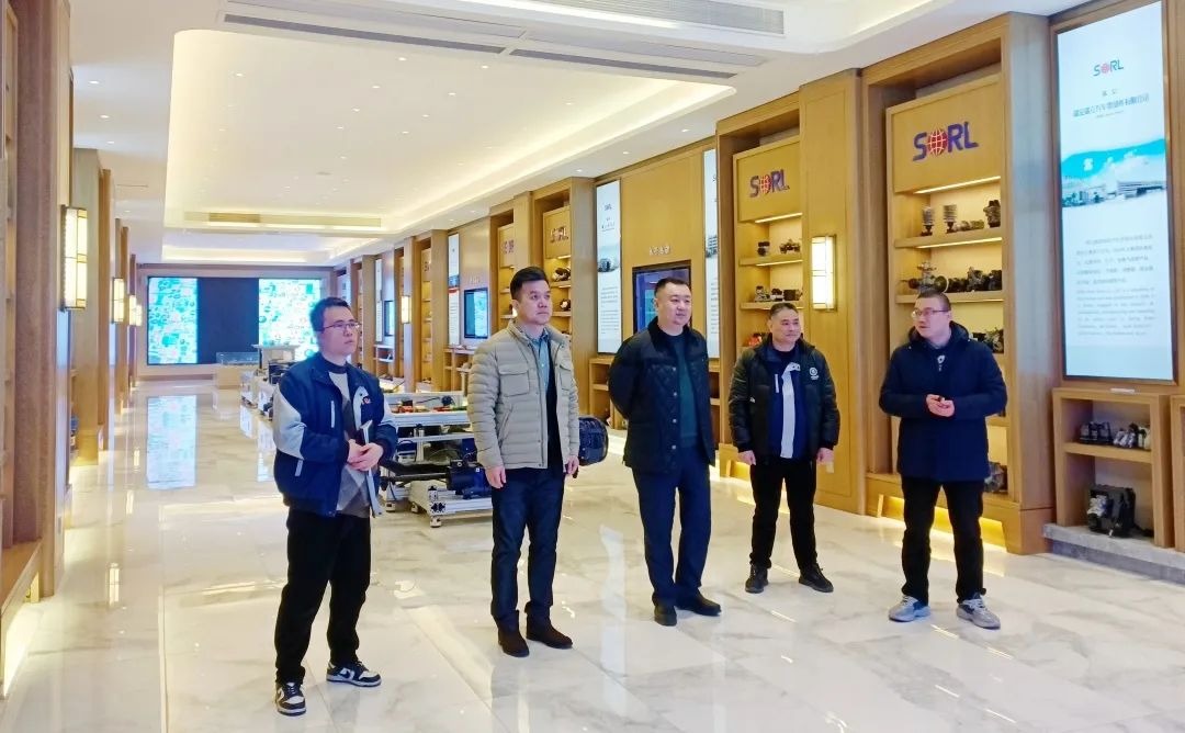 哈尔滨华德学院赴浙江省瑞立集团开展访企拓岗